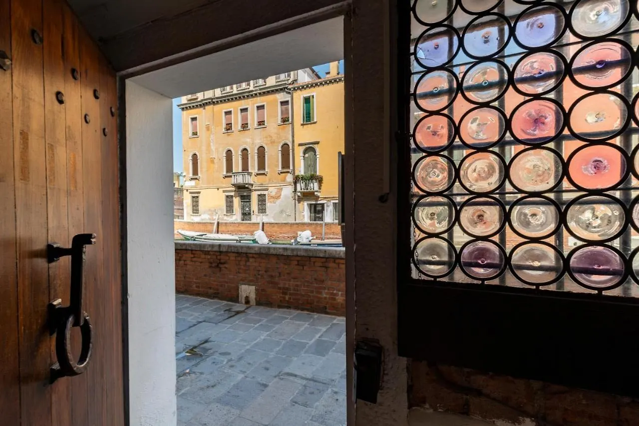 Ca' Dei Carmini Apartment Venice 0*,  Italy