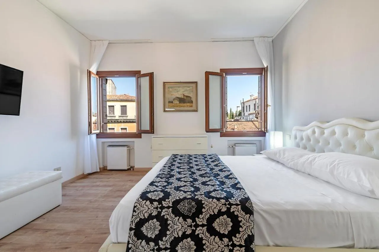 Ca' Dei Carmini Apartment Venice Italy