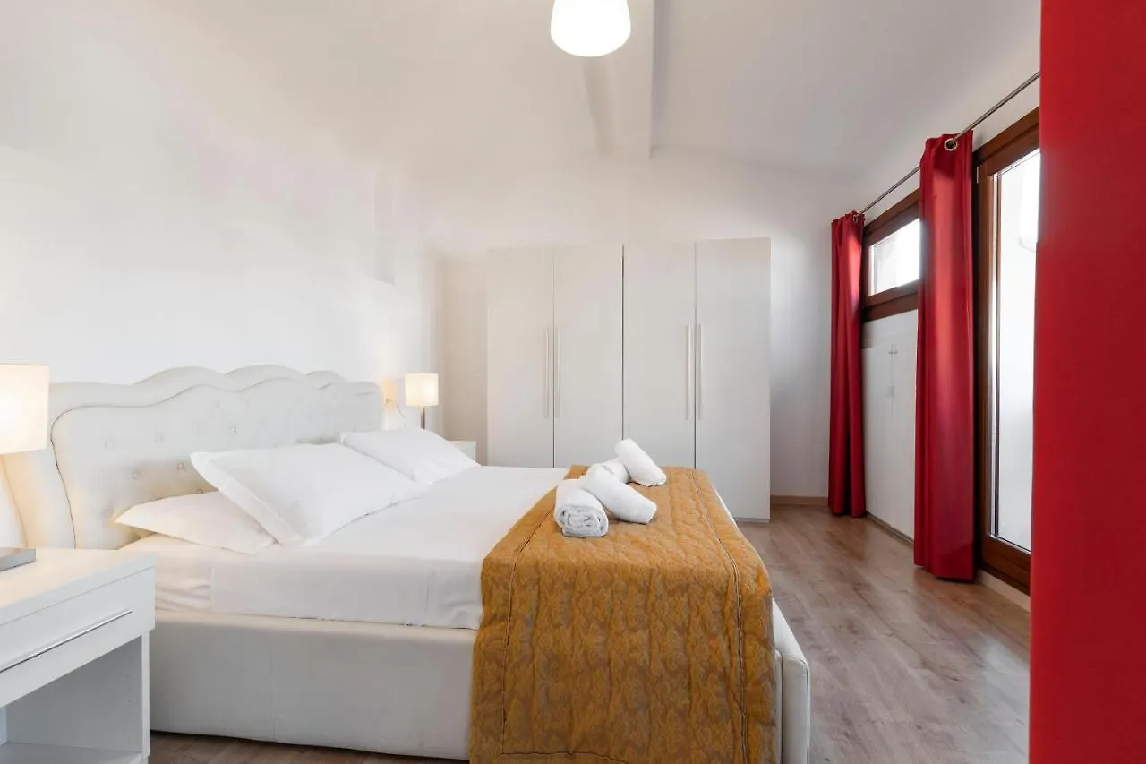 Ca' Dei Carmini Apartment Venice