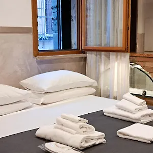 Lovely And Quiet Cannaregio Apartment